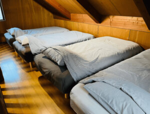 夢の森キャンプコテージベッド